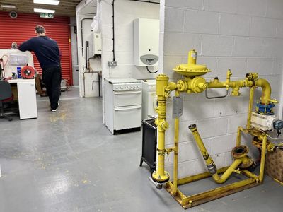 Technical training equipment at the OEA Oxford Energy Academy